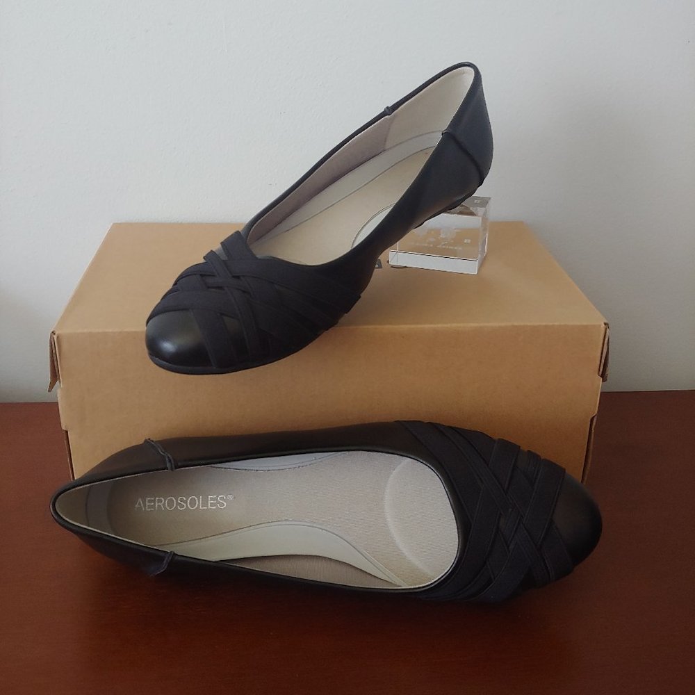 AEROSOLES Women Spin Cycle Strappy Round Toe Ballet Flat Size 9 Runs Small